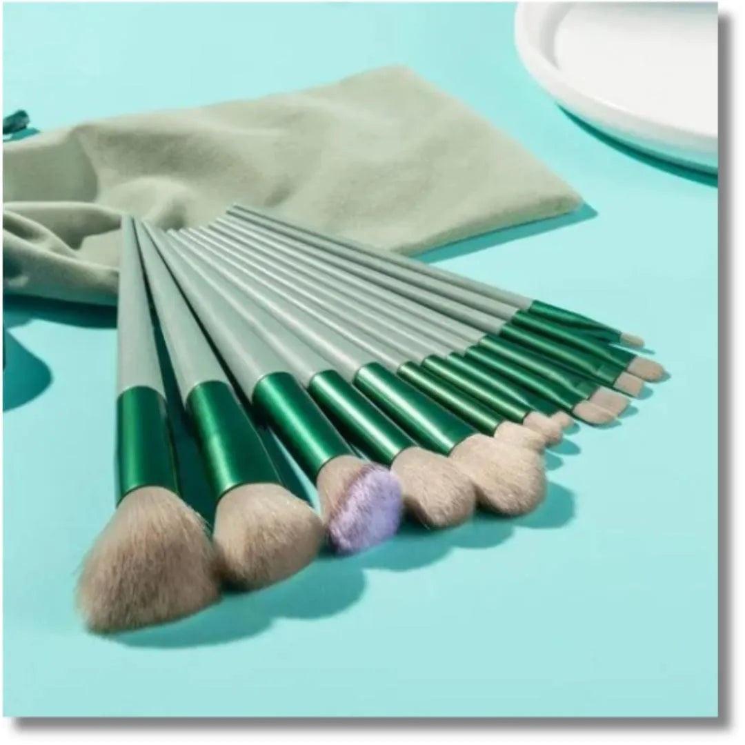 13 Pcs Synthetic Makeup Brushes Set Reusable Soft Blending